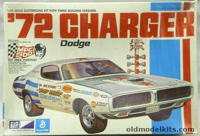 MPC 1/25 1972 Dodge Charger - Stock / Wild Street Machine / Super Stock, 1-7207-225 plastic model kit